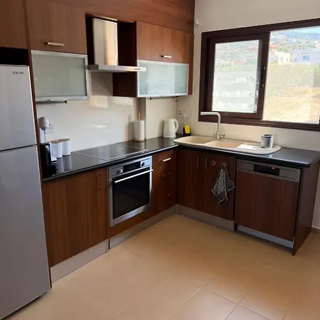 Elysian Heights Pool & Panoramic Views Apartment *